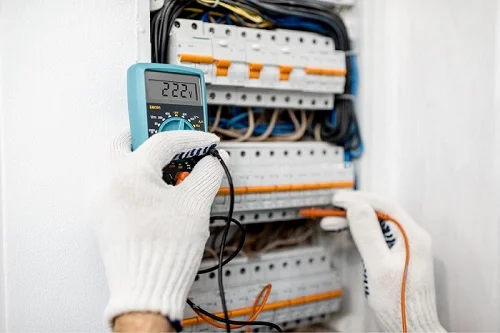 electrician-tolleson-west-arizona-testing-electrical-panel